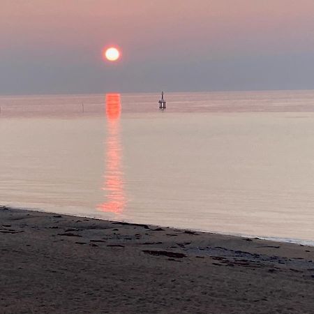 La Plage - Appartement Vue Mer Courseulles-sur-Mer Exteriér fotografie